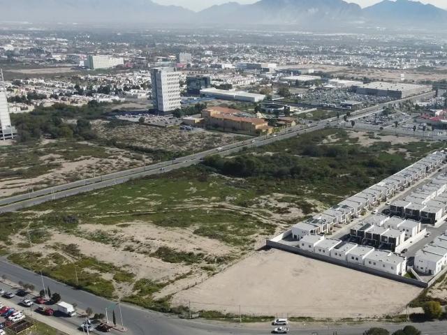 Terreno en venta en Nazario S Ortiz Garza, Saltillo, Coahuila de Zaragoza