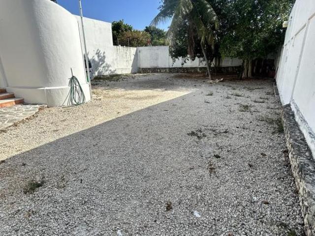 Terreno en Venta en Av. 1 sur Playa del Carmen