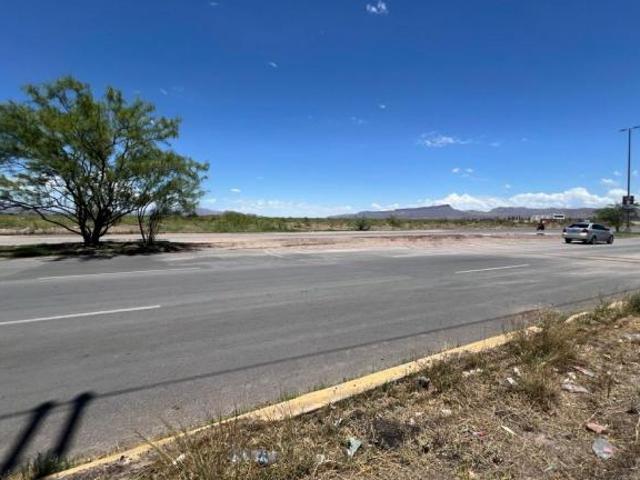 Terreno en venta en avenida Equus