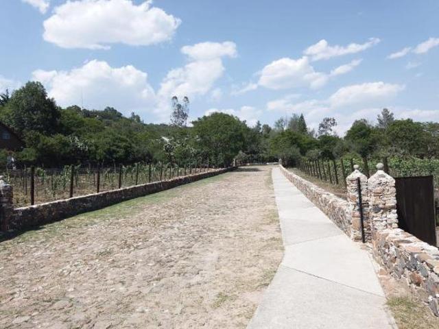 TERRENO EN VENTA EN AIRES DE TEQUISQUIAPAN