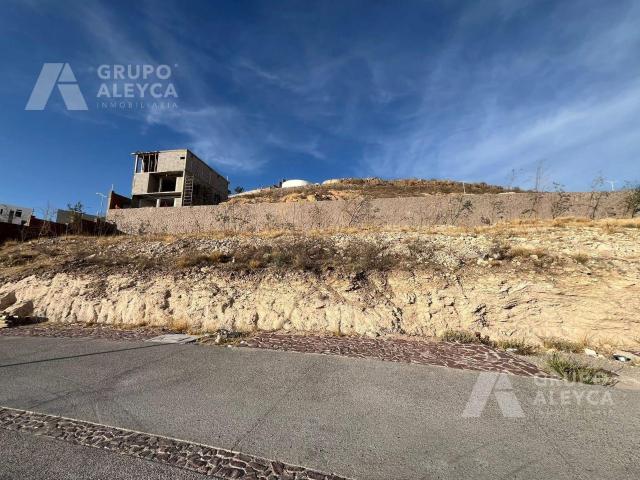 Terreno en venta en Altozano