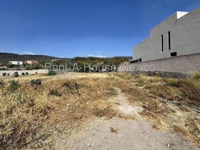 Terreno en venta en Altozano