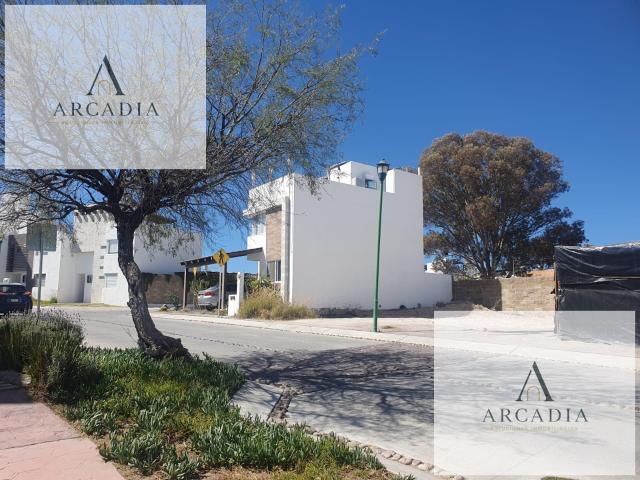 TERRENO EN VENTA EN ARROYO DEL BOSQUE