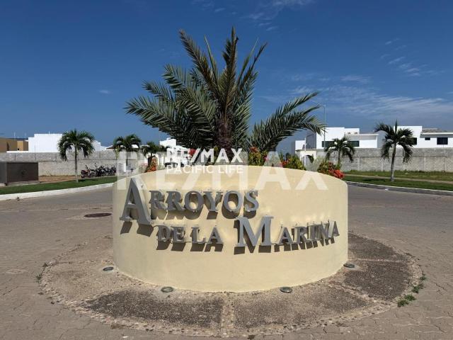 TERRENO EN VENTA EN ARROYOS DE LA MARINA