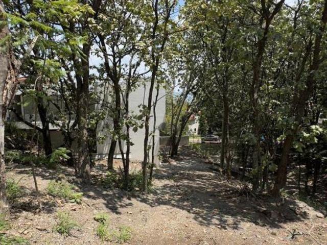 TERRENO EN VENTA EN BUGAMBILIAS SEGUNDA SECCIÓN