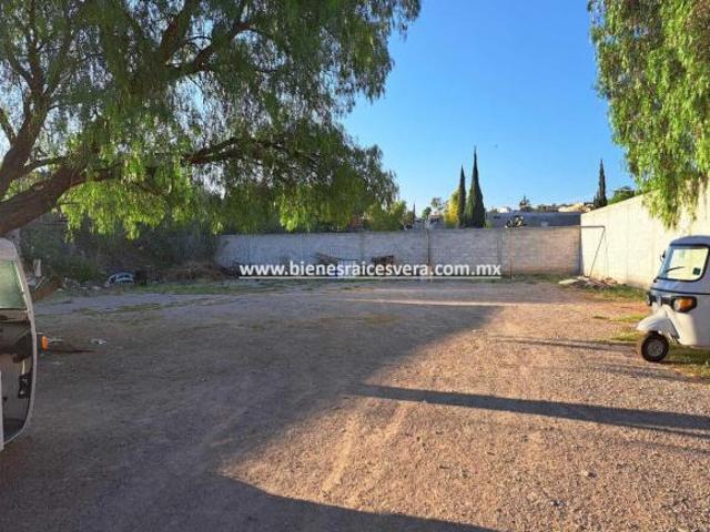 TERRENO EN VENTA EN BERNAL MANE