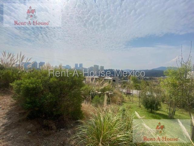 Terreno en Venta en Bosque Real 27 212