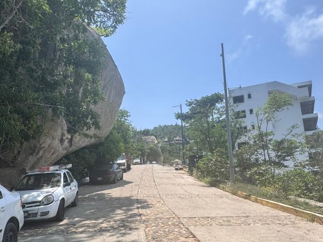 Terreno en Venta en Brisas del Marqués Acapulco | Vista al Mar | Zona de Alta Plusvalía | Oportunidad Inmobiliaria