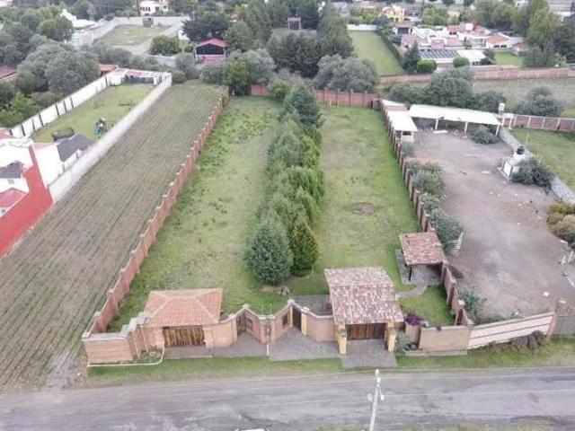 TERRENO EN VENTA EN CACALOMACAN TOLUCA BARDEADO ACCESO PAVIMENTADO
