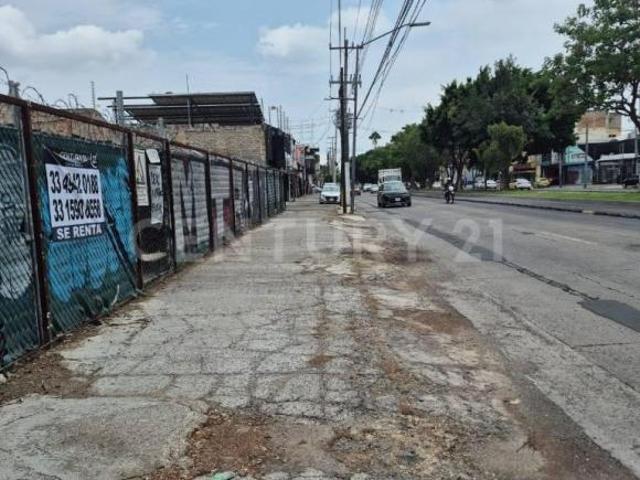 Terreno en venta en Calzada Independencia 1882, Monumental, Guadalajara, Jalisco