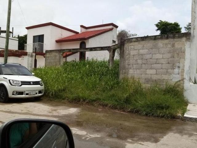 TERRENO EN VENTA EN CAMPECHE: COL. BOSQUES DE CAMPECHE