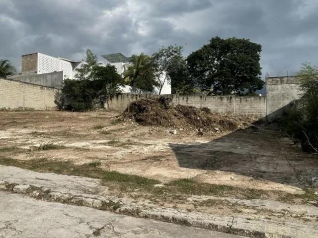 Terreno en venta en Campeche Privada Uruguay