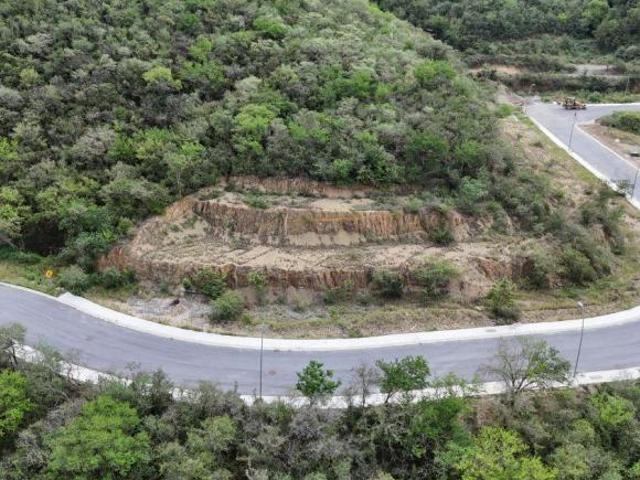 Terreno en Venta en Carolco: Exclusividad, Naturaleza y Calidad de Vida