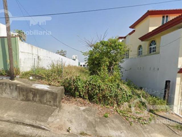 Terreno en Venta en Carolino Anaya, Col. Vistalmar