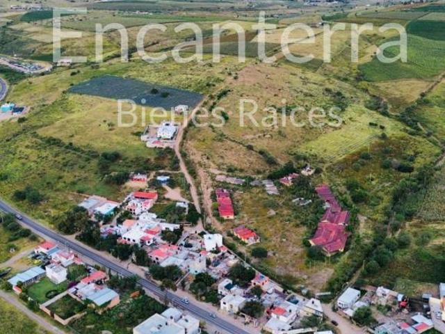 Terreno en venta en Silao, Carretera libre Guanajuato Irapuato kilometro 12