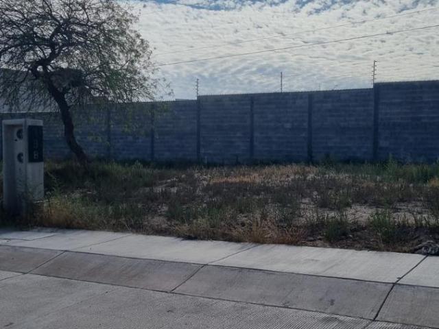 Terreno en VENTA EN CENNET LUX