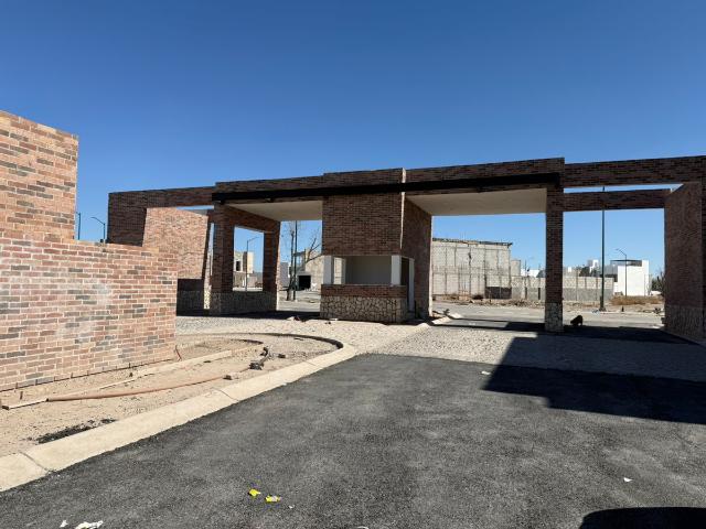 Terreno en Venta en Cerrada con Amenidades