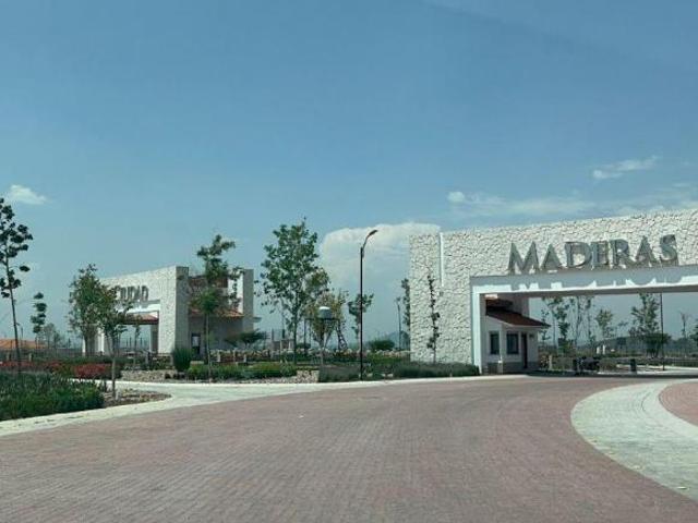 Terreno en Venta en Ciudad Maderas Bosques Queretaro