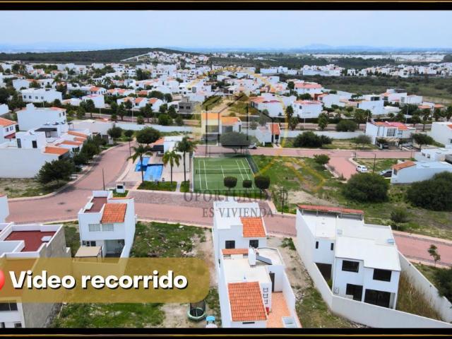 Terreno En Venta en Ciudad Maderas Quer?taro