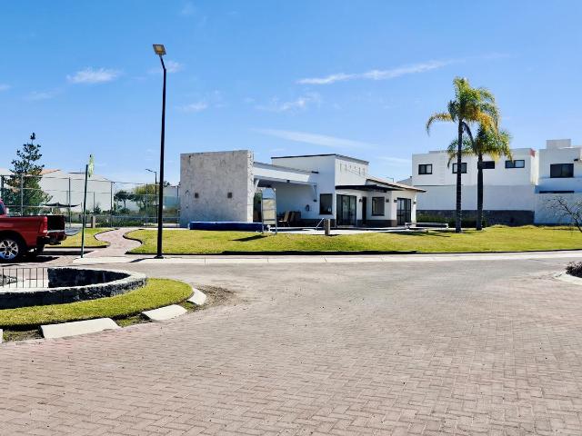 TERRENO EN VENTA EN CIUDAD MADERAS SUR