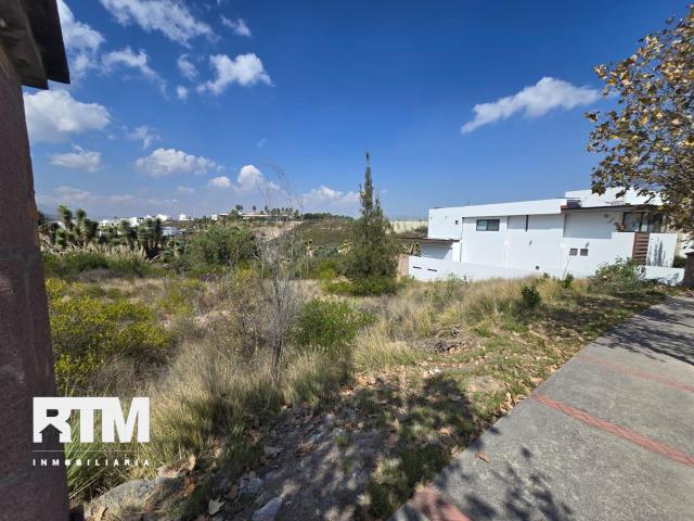 TERRENO EN VENTA EN CLUB DE GOLF, LA LOMA