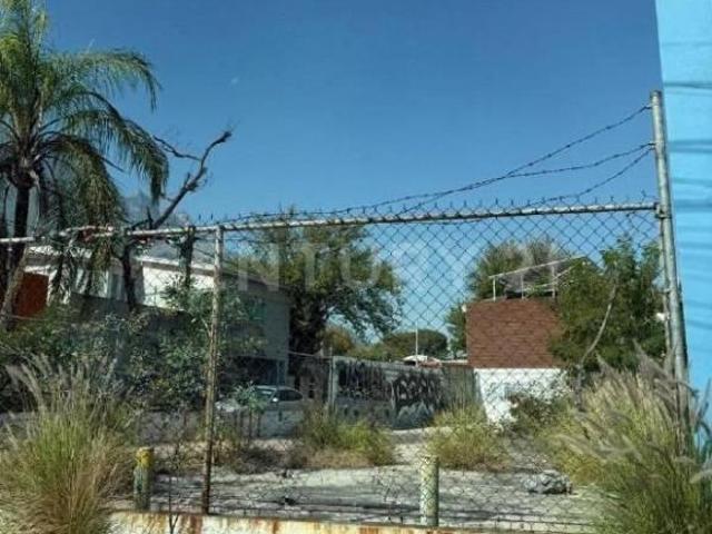 TERRENO EN VENTA EN COL. CUMBRES 2 SECTOR EN MONTERREY