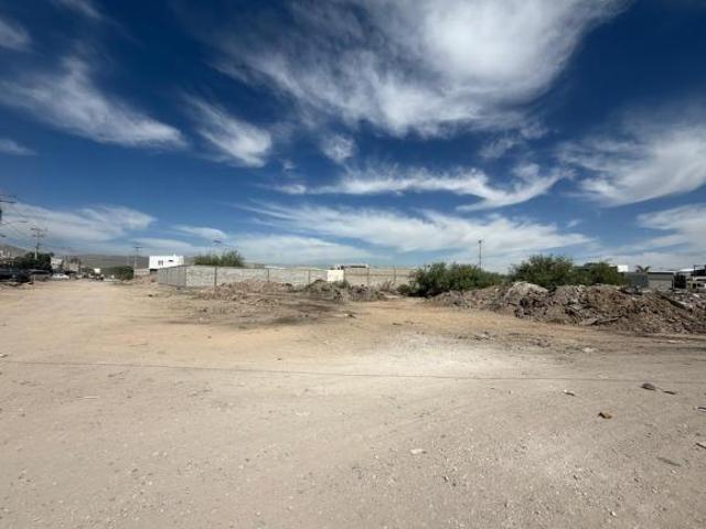 Terreno en venta en Col. los Profesionistas
