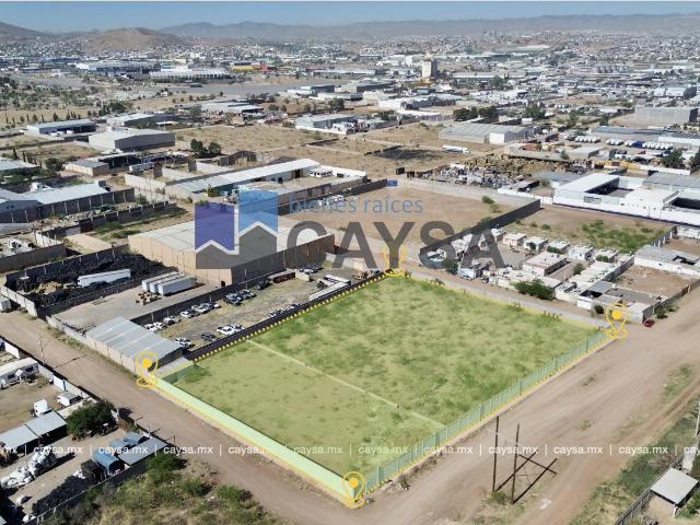 TERRENO EN VENTA en Col. Primero de Mayo esquina zona abastos