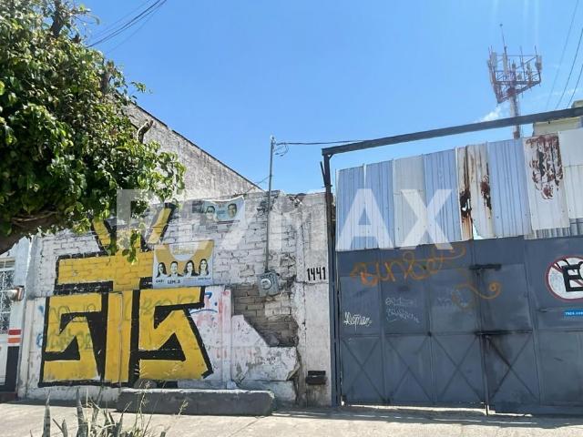 TERRENO EN VENTA EN COL. QUINTA VELARDE