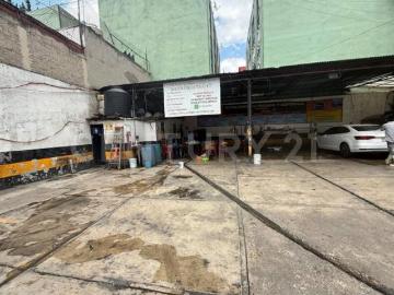 Terreno en Venta en Colonia Doctores en esquina