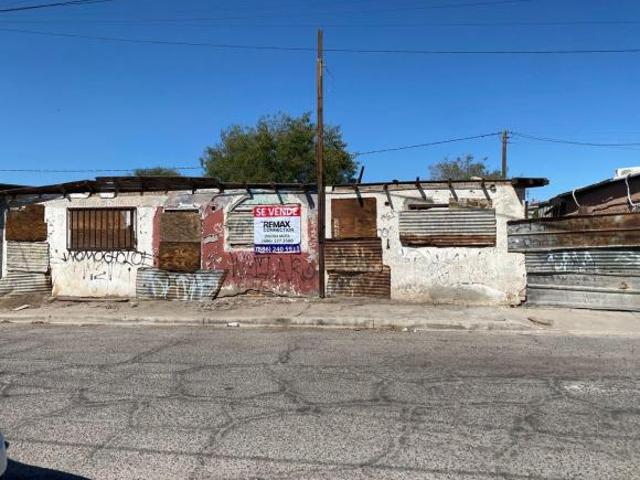 TERRENO EN VENTA EN COLONIA SAN LUIS 4