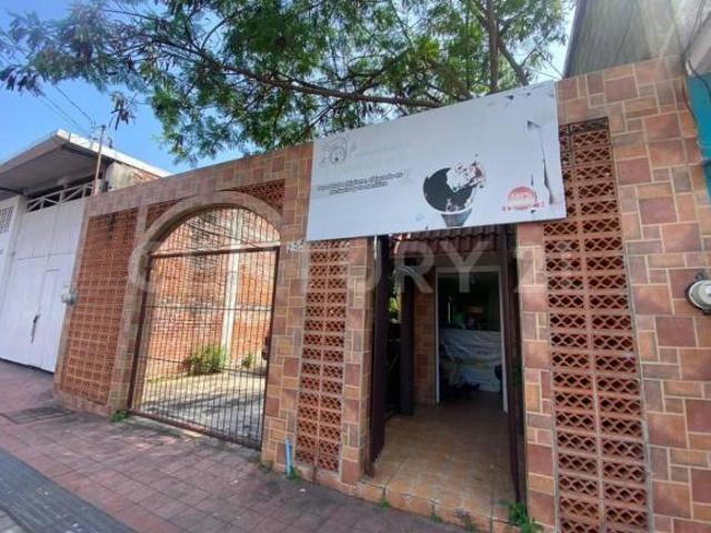 Terreno en Venta en Colonia Ricardo Flores Magón