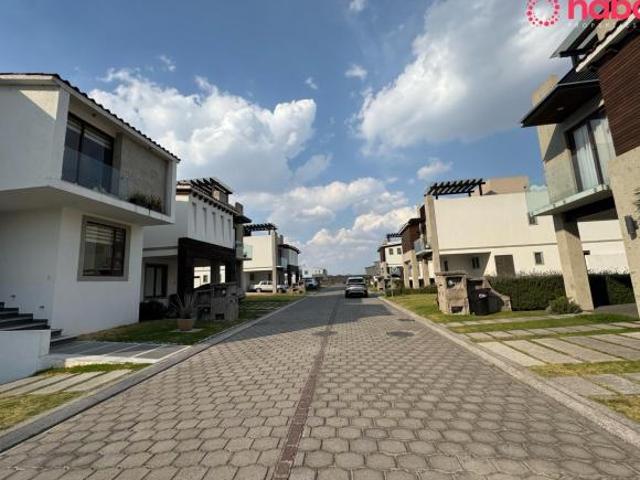 Terreno en venta en Condado del Valle, Metepec