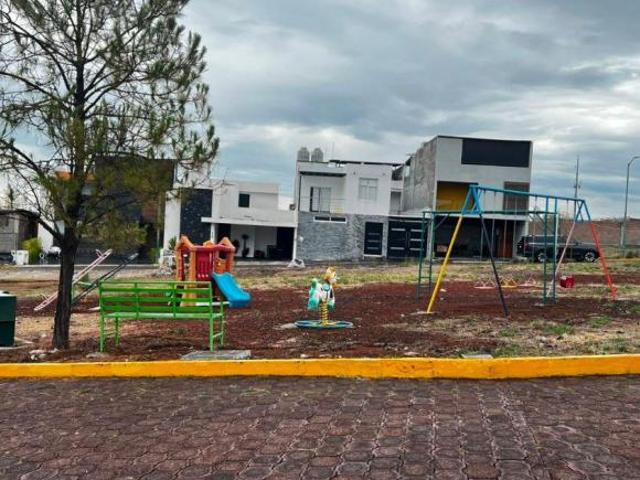 TERRENO EN VENTA EN COTO DEL TECNOLÓGICO 263 M2 TODOS LOS SERVICIOS ESCRITURAS EN ALTOZANO APROVECHA