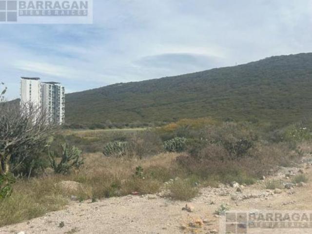 Terreno en venta en excelente ubicación, precio de súper oportunidad!