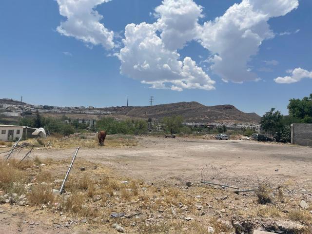 TERRENO EN VENTA EN EJIDO LA HACIENDITA A ESPALDAS DE HOSPITAL STHONN CANTERA