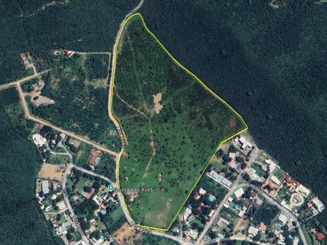 Terreno en Venta en El Barrial, Santiago, Monterrey: Ideal para Desarrollo Habitacional