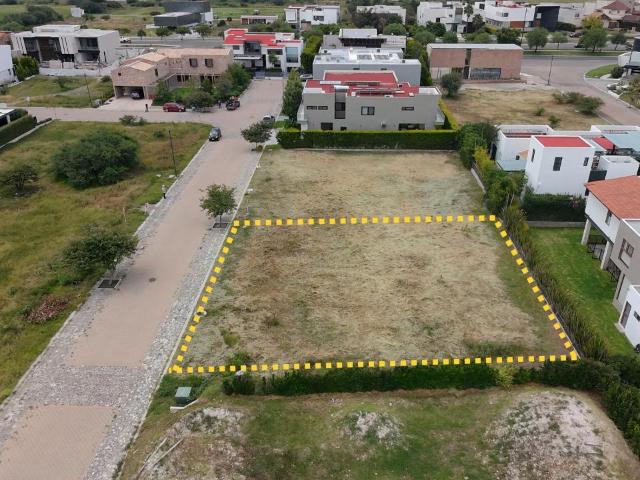 Terreno en venta en El Campanario Queretaro