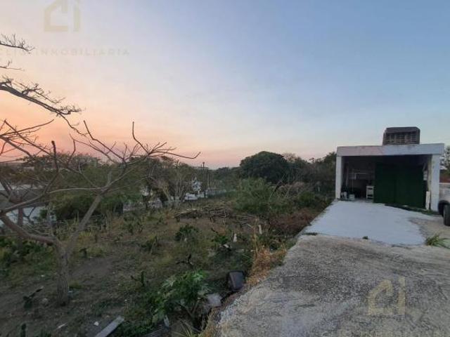 TERRENO EN VENTA EN EL CONCHAL, VERACRUZ DE 1307 M2 A MEDIA CUADRA DE LA CALLE PRINCIPAL EN CAL