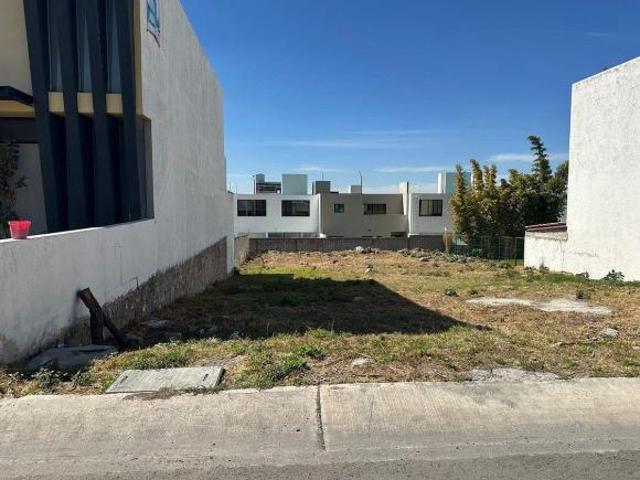 TERRENO EN VENTA EN EL CONDADO