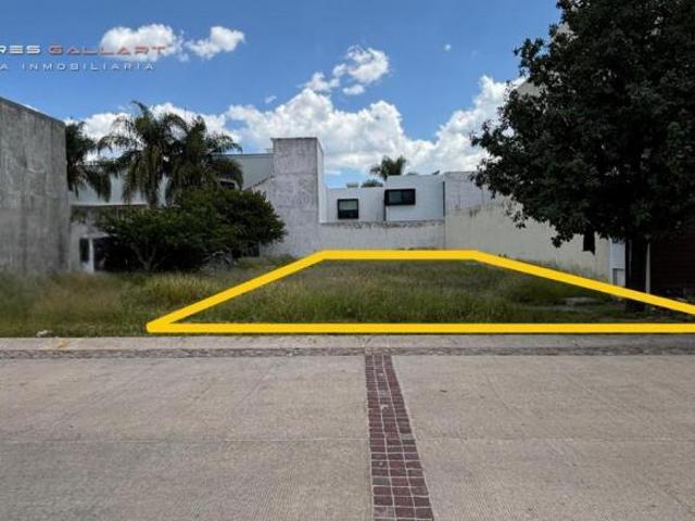 Terreno en Venta en el Fracc. Altaria al Norte de la Ciudad de Aguascalientes
