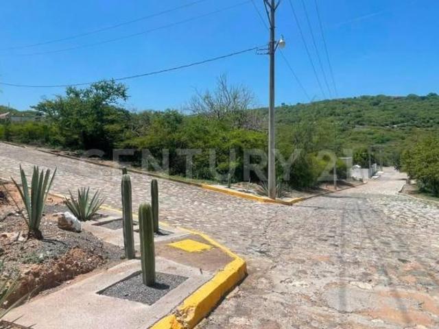 TERRENO EN VENTA EN EL FRACCIONAMIENTO AGUA LINDA EN TLALQUITENANGO MORELOS