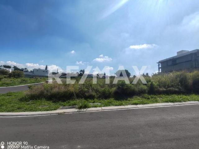 Terreno en Venta en el Fraccionamiento Lomas de Cocoyoc