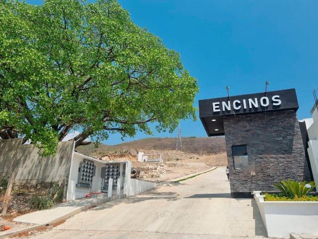 Terreno en VENTA en el Fraccionamiento Residencial Los Encinos