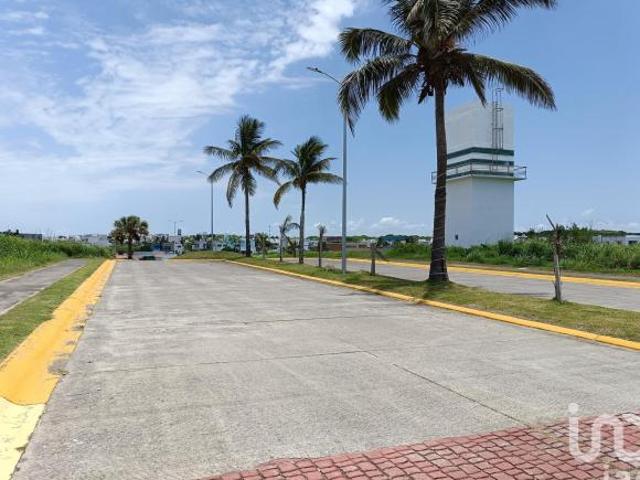 TERRENO EN VENTA EN EL FRECCIONAMIENTO REAL MANDINGA, ALVARADO VERACRUZ