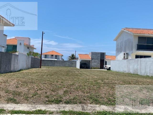 TERRENO EN VENTA EN EL SENDERO RESIDENCIAL
