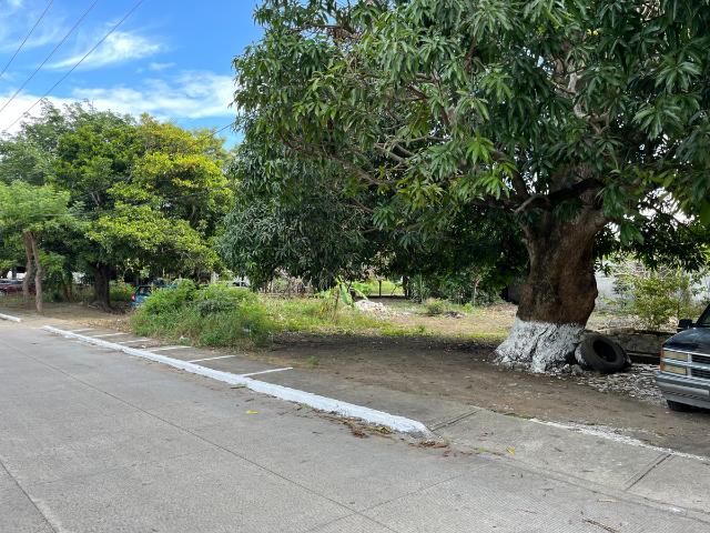 Terreno en venta en el tejar