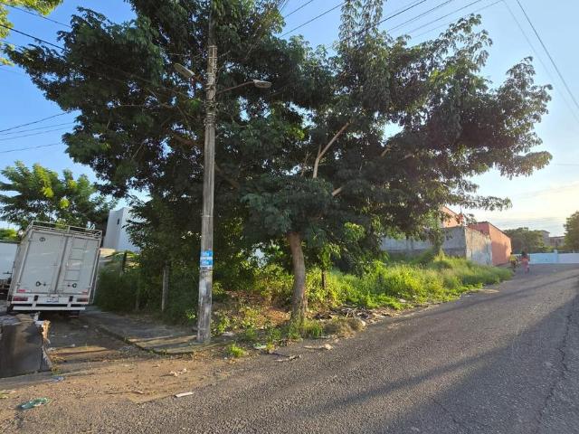 Terreno en venta en esquina Col. Astilleros Veracruz, Ver