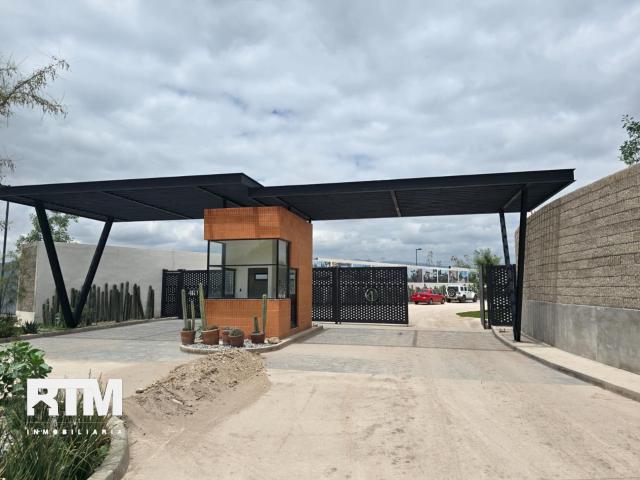 TERRENO EN VENTA, EN ESQUINA, ARTEZANA VILLA DE POZOS