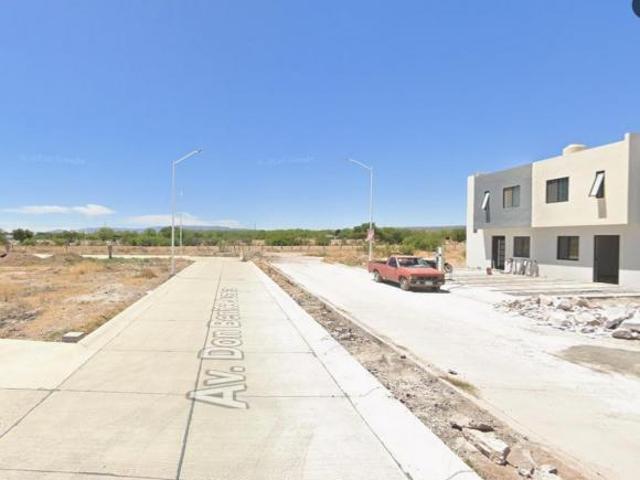 Terreno en venta en Esquina de Fraccionamiento Valladolid 4
